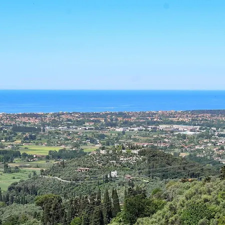 Amazing In Camaiore *